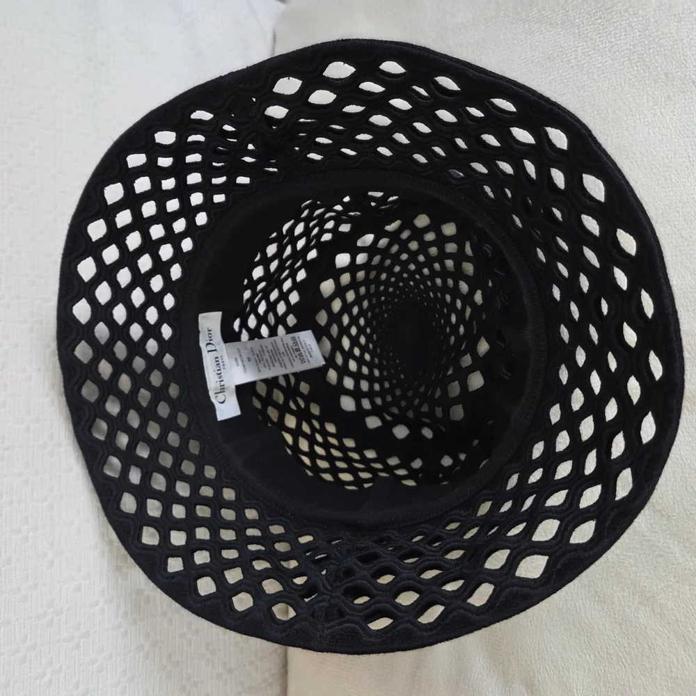 Dior Black and White Mesh Hat - Picture 3 of 8